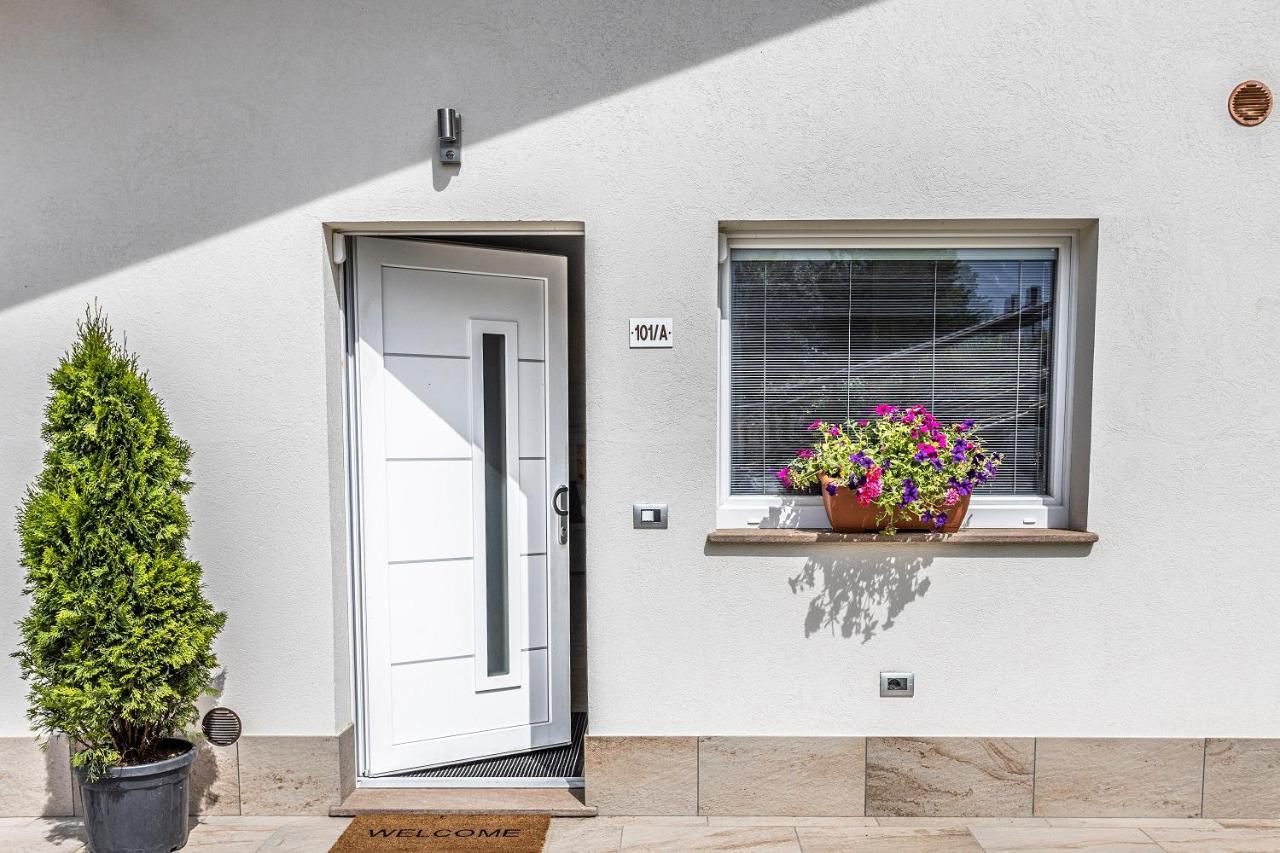 A&G Apartment Aosta - Elegante Casa 100 Mq Su Due Piani Con Wi-Fi-Giardino-Parcheggio Zewnętrze zdjęcie