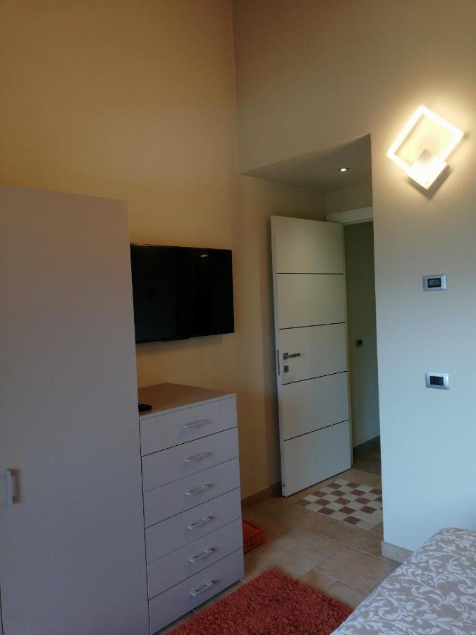 A&G Apartment Aosta - Elegante Casa 100 Mq Su Due Piani Con Wi-Fi-Giardino-Parcheggio Zewnętrze zdjęcie