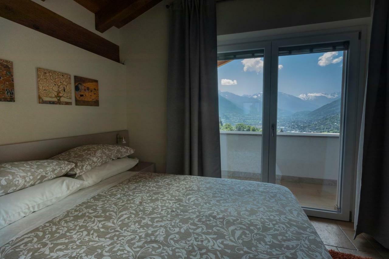 A&G Apartment Aosta - Elegante Casa 100 Mq Su Due Piani Con Wi-Fi-Giardino-Parcheggio Zewnętrze zdjęcie
